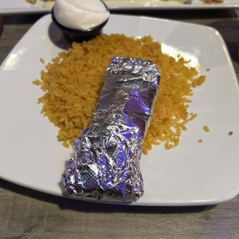 Esmeralda’s - Rice and tortillas for fajitas - Mexican Near Me - Minneapolis, Minnesota