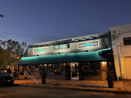 No Frill Bar And Grill by null