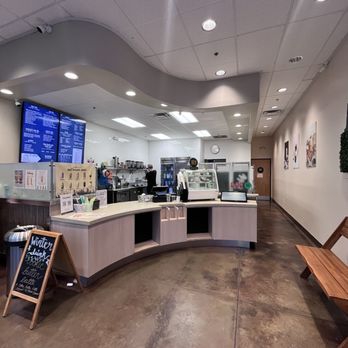 Tea Street - Indoors - Bubble Tea Near Me - Rocklin, California