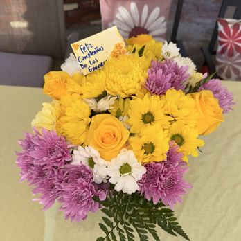 Habibi flowers - Bouquet - Floral Designers Near Me - Huntington Beach, California