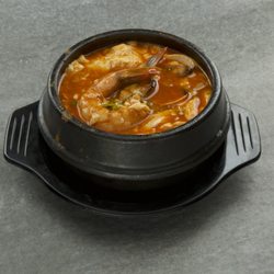 Master Kim's Tofu House - Seafood Tofu Soup