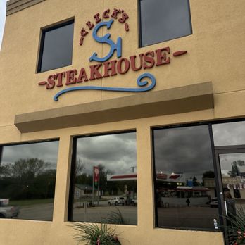 Click's Steakhouse - Outside - Steakhouses Near Me - Pawnee, Oklahoma