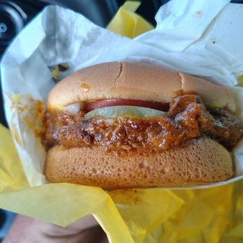 Original Tommy's - Chili burger - Burgers Near Me - Ventura, California Original Tommy's - Chili burger - Burgers Near Me - Ventura, California
