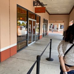 Tory Burch Outlet Store