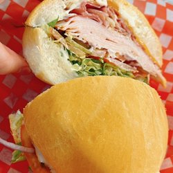 Ossie's Deli & Meats