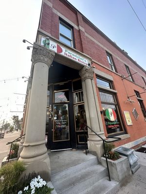 Paravicini's Italian Bistro by null