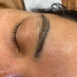 Sami's Eyebrow Threading Salon - Before
