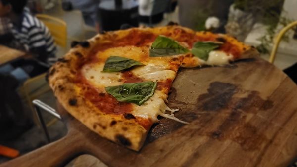 ENO Market & Pizzeria by null