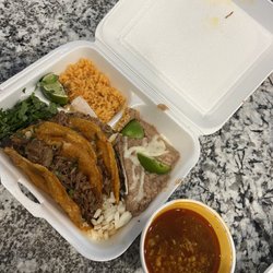 Emma’s Tacos - Quesoburria tacos