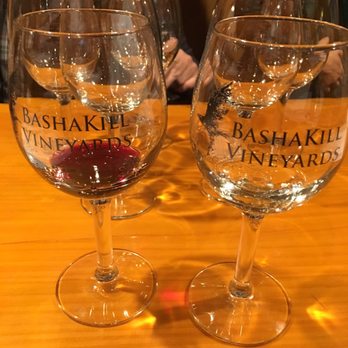 Bashakill Vineyards - Wine tasting - Wineries Near Me - Wurtsboro, New York