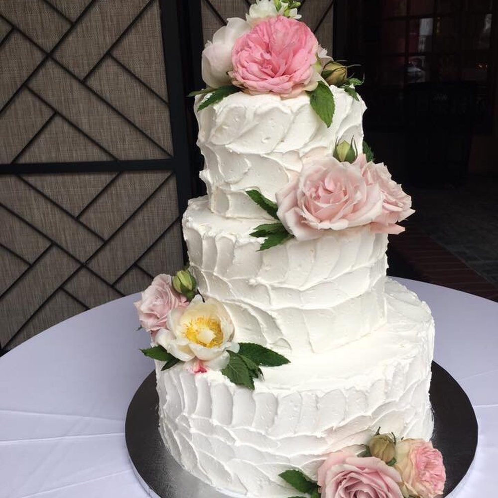 Urban Gardener - The flowers for my cake - Florists Near Me - Newport Beach, California Urban Gardener - The flowers for my cake - Florists Near Me - Newport Beach, California