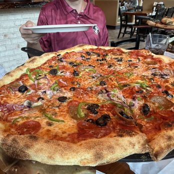 Bagigio’s - Pizza Near Me - Tallahassee, Florida