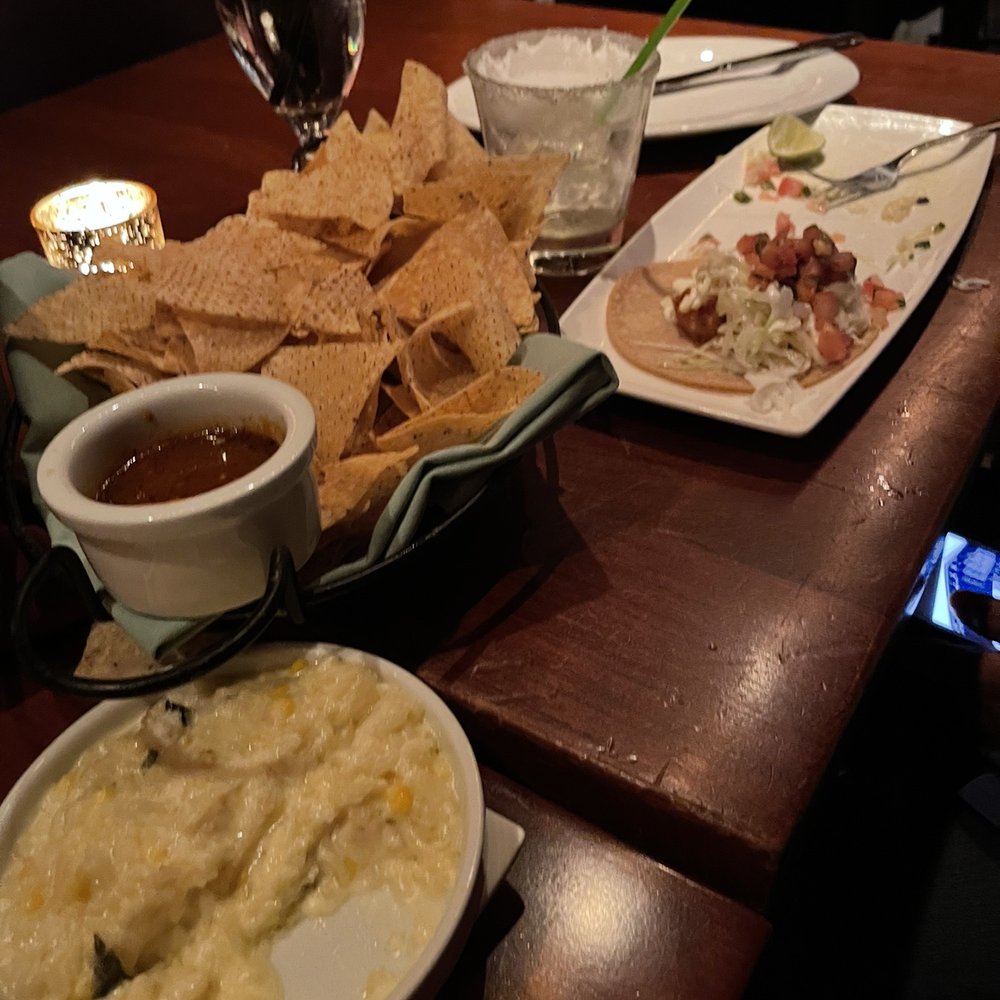 El Vez - Chips and Salsa - Mexican Near Me - Philadelphia, Pennsylvania