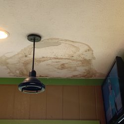 La Cascada - Ceiling leaks, move along, nothing to see here
