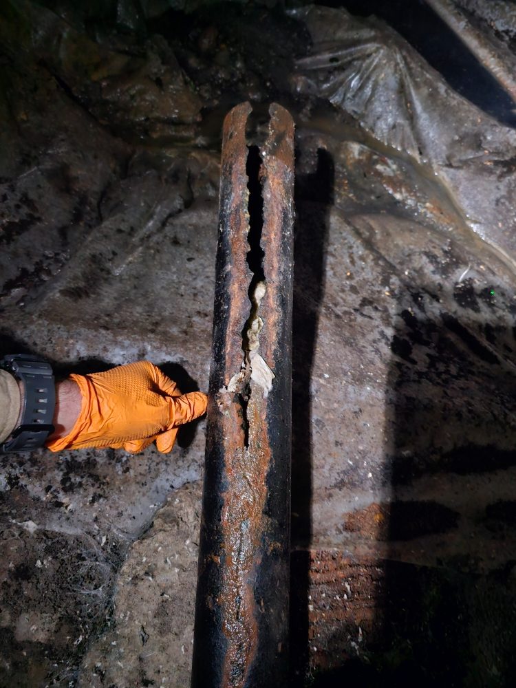 Slide of Goldstar Plumbing