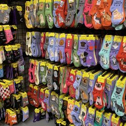Grapevine Visitors Shuttle - More socks