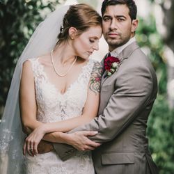 Lukin Photography - Gorgeous wedding couple at Vizcaya, Sacramento, CA