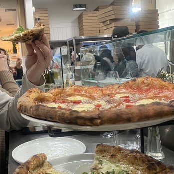 Guantonio's - Biancoverde (Bottom) - Pizza Near Me - Lodi, California