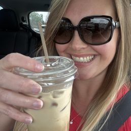 Iced honey latte
