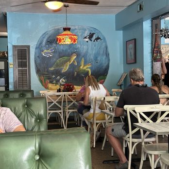 The Sticky Bun - The inside of the restaurant - Breakfast & Brunch Near Me - Deerfield Beach, Florida The Sticky Bun - The inside of the restaurant - Breakfast & Brunch Near Me - Deerfield Beach, Florida