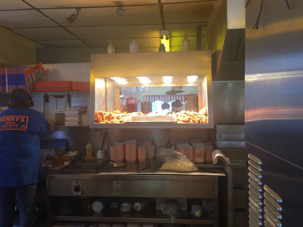 Danny's Fried Chicken Logo