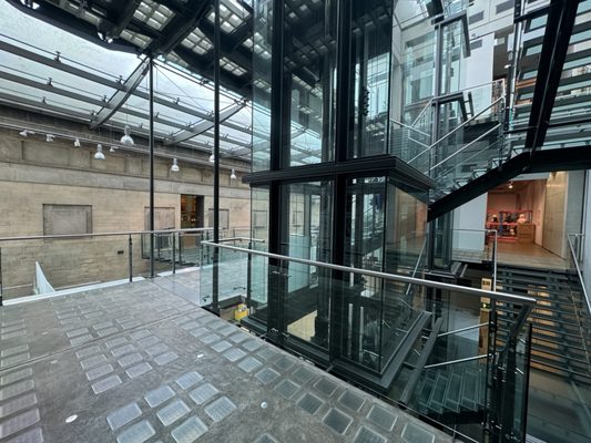 Manchester Art Gallery by null