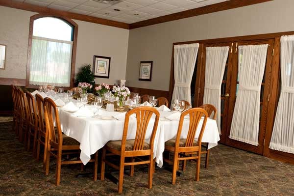 Noto's Old World Italian Dining by null