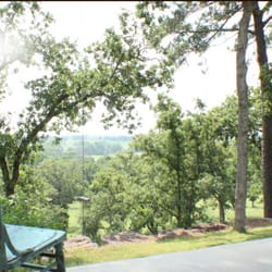 Rock Hill Ranch Bed and Breakfast - Too busy catching up with family during the reunion, forgot to take pictures so these are off Anna's site- they capture it well!