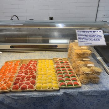 Mike's Pastry - Macaroons - Bakeries Near Me - Boston, Massachusetts Mike's Pastry - Macaroons - Bakeries Near Me - Boston, Massachusetts