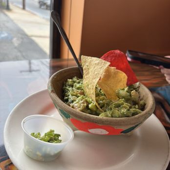 El Charro Mexican Restaurant - Guacamole - Mexican Near Me - North Providence, Rhode Island