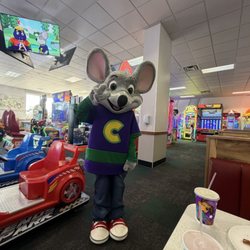 Chuck E. Cheese