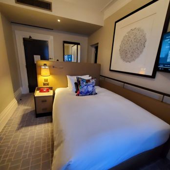 Kimpton Fitzroy London - My bedroom - believe this was the twin size bed option. - Hotels Near Me - London, XGL