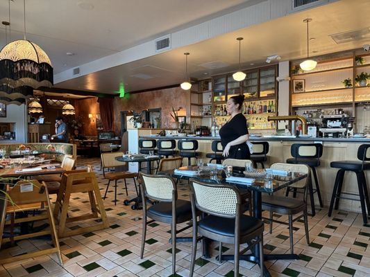 Siti - Southeast Asian by null