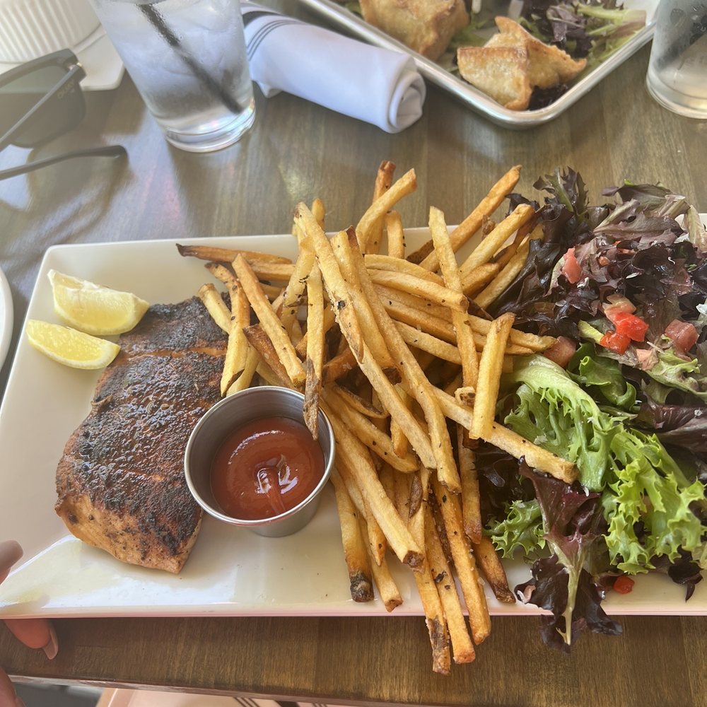The Stillery - Salmon - Music Venues Near Me - Phoenix, Arizona The Stillery - Salmon - Music Venues Near Me - Phoenix, Arizona