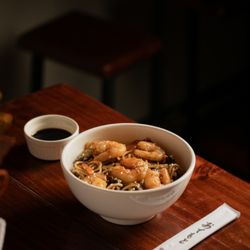 Valpo Ramen - Yakisoba Camarón