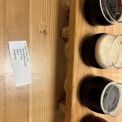 Britannia Ladner - Beer flight