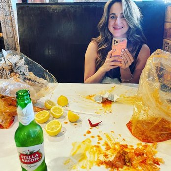 The Boiling Crab - King, crab legs, and scrimps - Cajun/Creole Near Me - Dallas, Texas