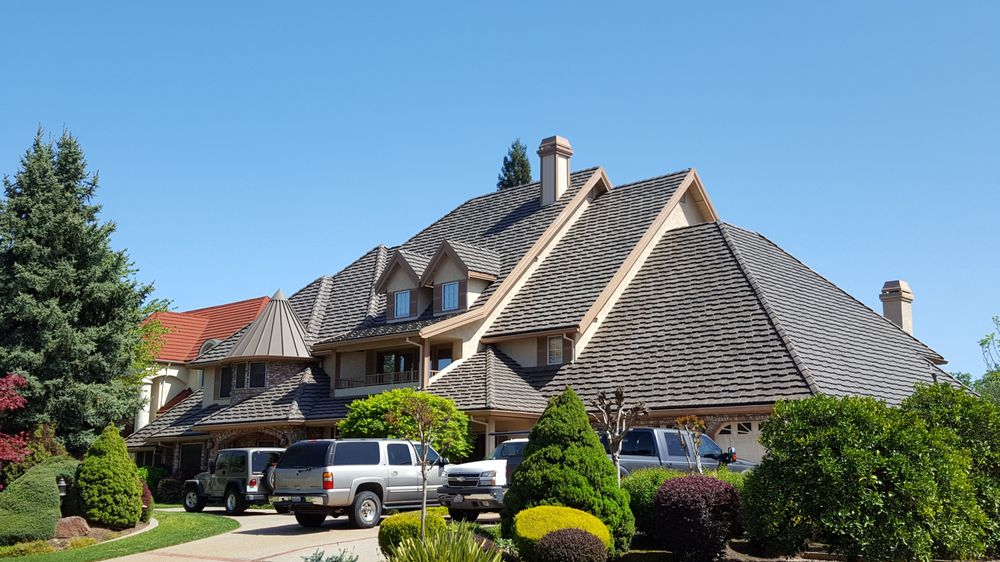 Slide of Bardo Ramirez Roofing