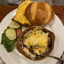 Wind River Brewing - Fish Sandwich with BBQ Brisket Mac and Cheese (actually an appetizer, but my youngest asked for it as a side).
