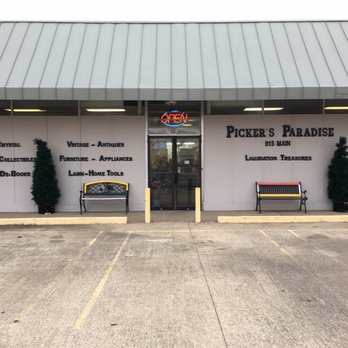 Picker's Paradise - Store front view - Home & Garden Near Me - Garland, Texas Picker's Paradise - Store front view - Home & Garden Near Me - Garland, Texas