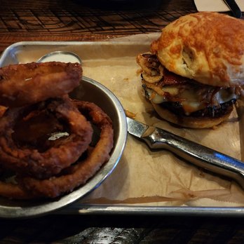 M3 Restaurant - BBQ burger and onion rings - Italian Near Me - Reno, Nevada M3 Restaurant - BBQ burger and onion rings - Italian Near Me - Reno, Nevada