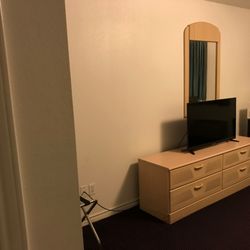 Luxury Inn - king room