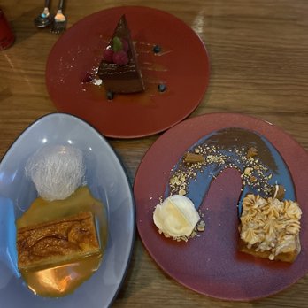 Porfirio’s - From left to right: flan, chocolate cake, elote cake - Mexican Near Me - Puebla, PUE