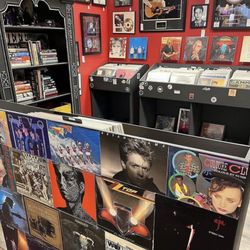 CS RecordZ - Vinyl records, books and artwork