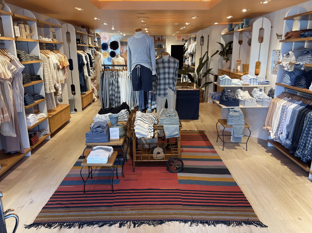 FAHERTY GREENWICH 120 Greenwich Ave, Greenwich, Connecticut Men's