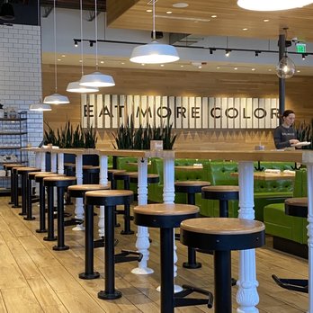 True Food Kitchen - New American Near Me - Oakbrook, Illinois
