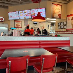 Freddy's Frozen Custard & Steakburgers