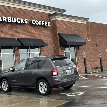 Starbucks - Coffee & Tea Near Me - London, Kentucky