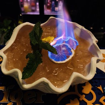 Pearl Diver - Kilauea bowl - not may favorite but definitely fun (very sweet) - Hawaiian Near Me - Nashville, Tennessee Pearl Diver - Kilauea bowl - not may favorite but definitely fun (very sweet) - Hawaiian Near Me - Nashville, Tennessee