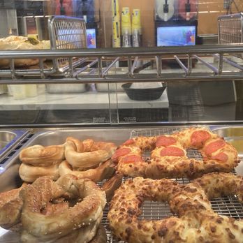 Wetzel's Pretzels - 09/20/24 - Bakeries Near Me - Elmhurst, New York